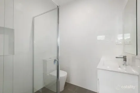 Property photo of 3/33 Goulburn Avenue Reservoir VIC 3073