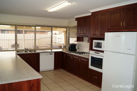 Property photo of 33 Manchester Circuit Craigmore SA 5114