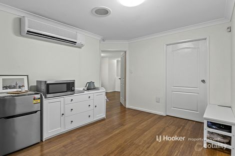 Property photo of 7 Young Place Runcorn QLD 4113