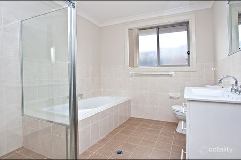 Property photo of 40 Taradale Drive Ropes Crossing NSW 2760