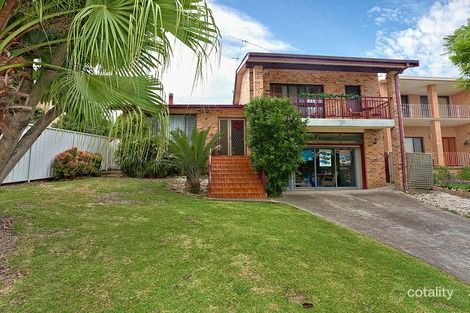 Property photo of 2 Webber Place Prairiewood NSW 2176