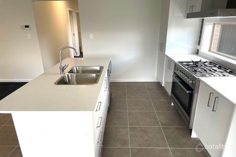 Property photo of 63 Byron Road Leppington NSW 2179