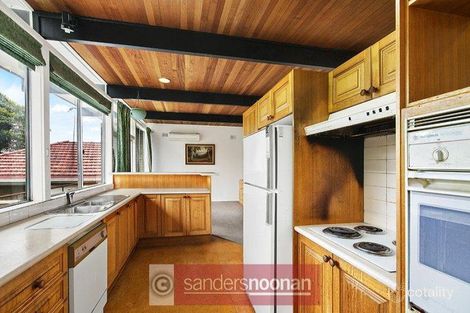 Property photo of 18 Rainbow Parade Peakhurst Heights NSW 2210