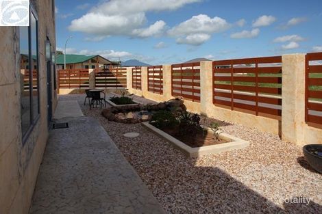 Property photo of 2 Pead Fairway Waggrakine WA 6530