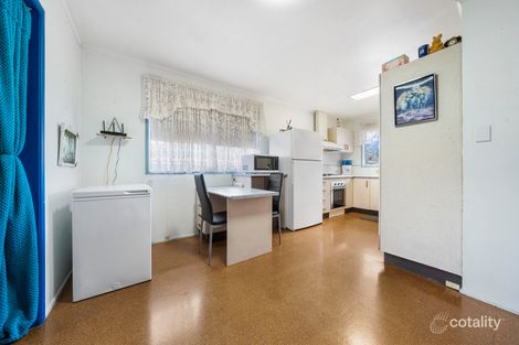 Property photo of 18 Debra Street Centenary Heights QLD 4350