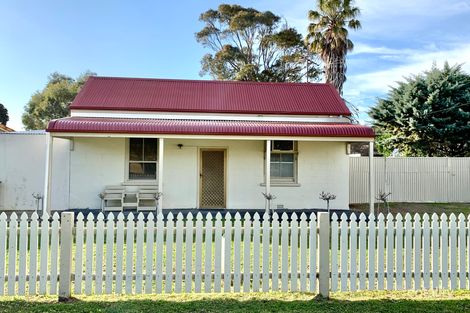 38 Falkner St, Meningie, SA 5264