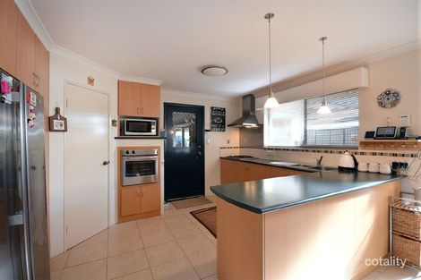 Property photo of 19 Froudist Circle Southern River WA 6110