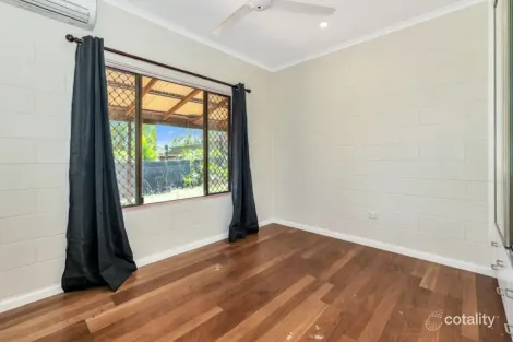 Property photo of 13 Alidade Crescent Woodroffe NT 0830