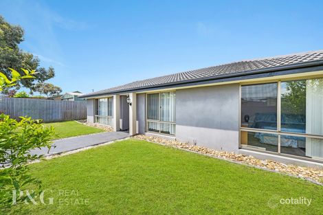 26 Robinson Cres, Hampton Park, VIC 3976