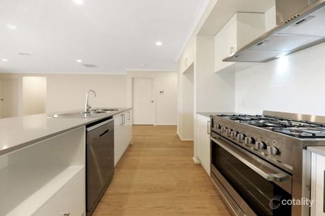 Property photo of 11 Westgate Avenue Wallan VIC 3756