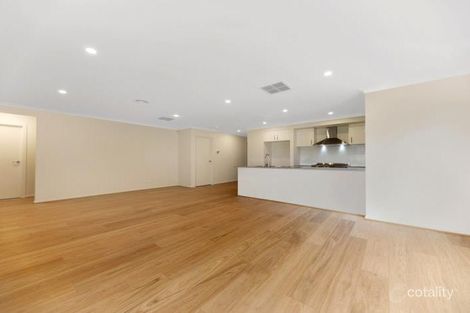 Property photo of 11 Westgate Avenue Wallan VIC 3756