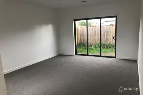 Property photo of 9 Wardan Avenue Greenvale VIC 3059