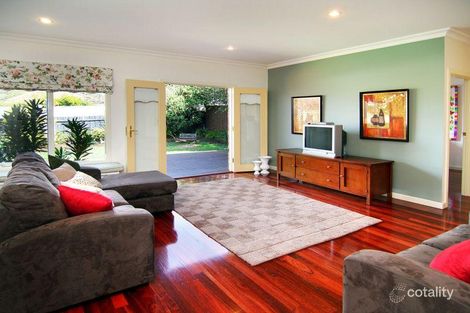 Property photo of 10 David Street Box Hill South VIC 3128