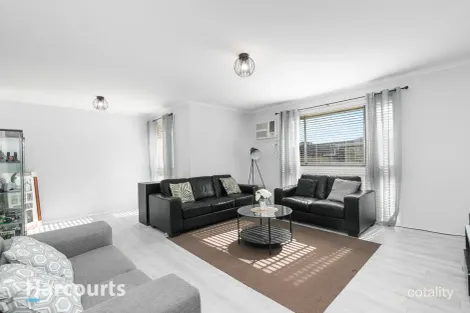 Property photo of 23 Alexandra Circuit St Clair NSW 2759