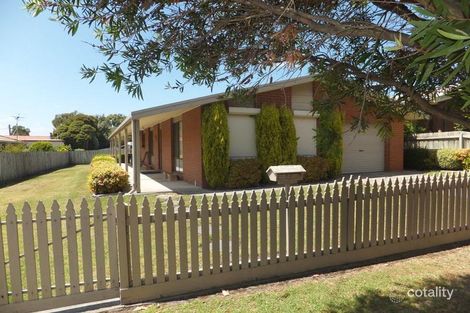 50 Sandy Mount Ave, Inverloch, VIC 3996