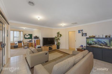 Property photo of 5 Daventry Court Berwick VIC 3806