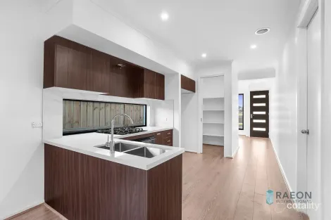 Property photo of 72 Petunia Avenue Tarneit VIC 3029