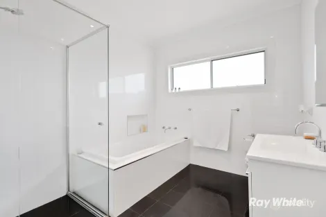 Property photo of 8 Turon Crescent The Ponds NSW 2769