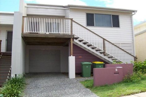 Property photo of 5 Cove Place Springfield Lakes QLD 4300