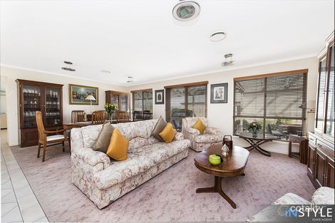 Property photo of 12 Woodhill Link Jerrabomberra NSW 2619