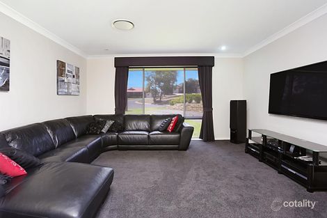Property photo of 3 Targo Close Rutherford NSW 2320