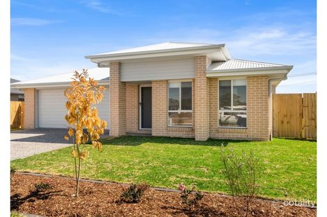 8 MAYNES ST, ROSENTHAL HEIGHTS, QLD 4370