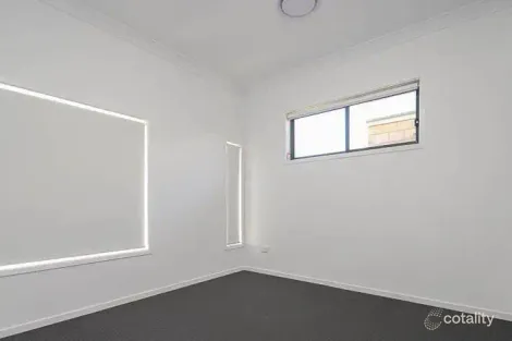 Property photo of 8 Stone Crescent Baringa QLD 4551