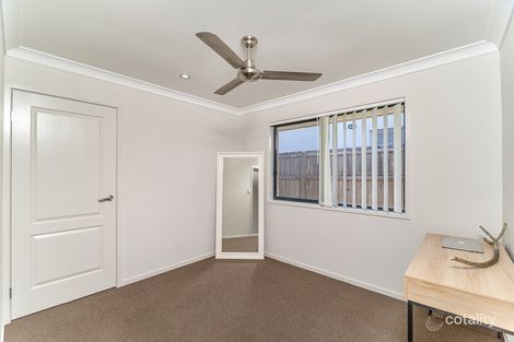 Property photo of 4 Cairnlea Drive Pimpama QLD 4209