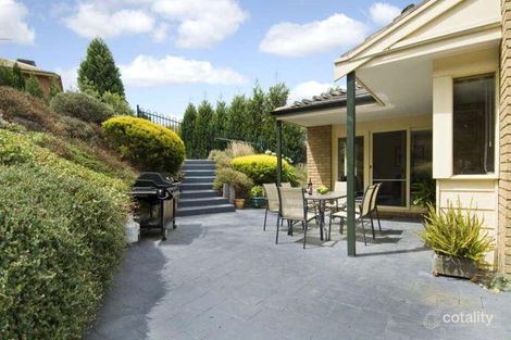 Property photo of 16 Tyrone Drive Eltham VIC 3095