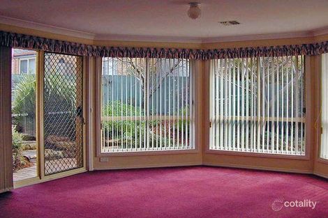 Property photo of 10 Edge Place Nicholls ACT 2913