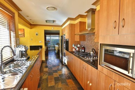 Property photo of 19 Orlando Place Edensor Park NSW 2176