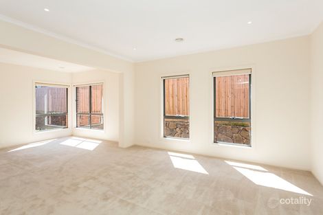 Property photo of 33 Waterlily Drive Epping VIC 3076