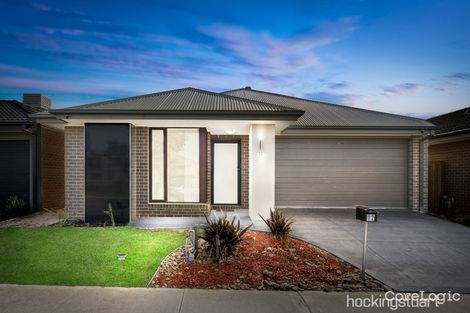 Property photo of 12 Yaleri Rise Werribee VIC 3030