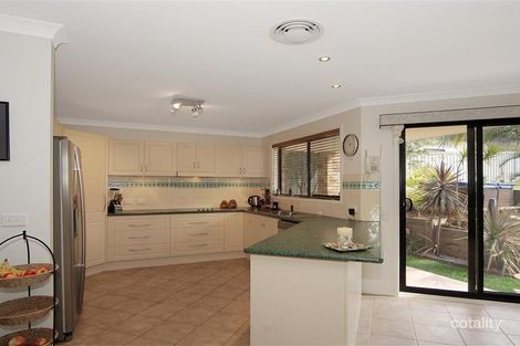 Property photo of 8 Protea Place Catalina NSW 2536