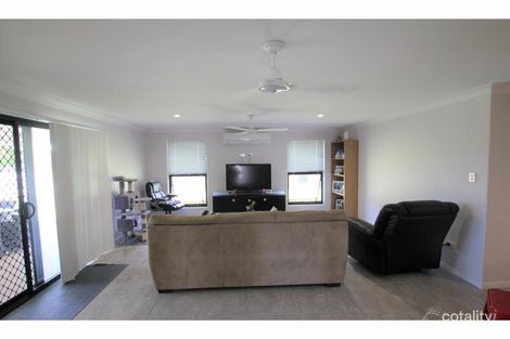 Property photo of 19 Kingfisher Drive Yeppoon QLD 4703