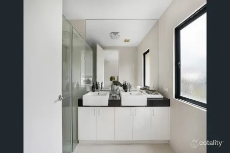 Property photo of 20 Ruabon Road Toorak VIC 3142