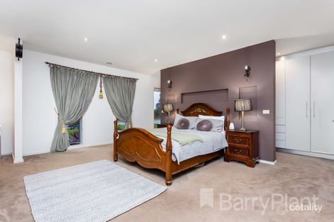 12 Violet Way, Point Cook, VIC 3030