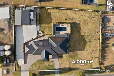 Property photo of 32 Shinners Close Bunyip VIC 3815