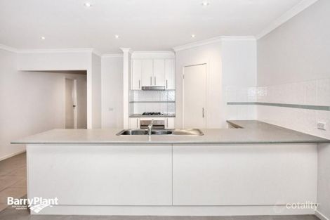 Property photo of 8 Watergum Avenue Craigieburn VIC 3064