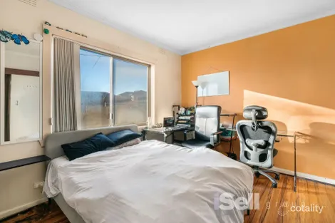 Property photo of 26 Avondale Street Springvale VIC 3171