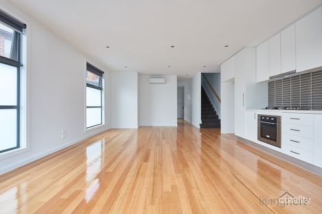 Property photo of 3/16 Austin Crescent Pascoe Vale VIC 3044