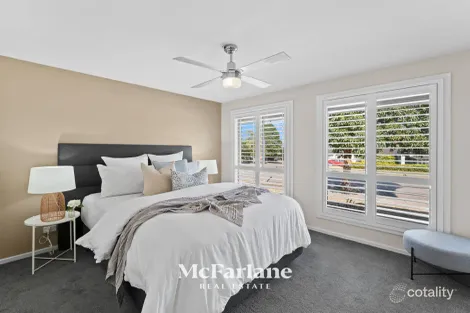 Property photo of 2 Jupiter Circuit Cameron Park NSW 2285