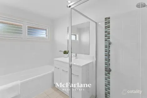 Property photo of 2 Jupiter Circuit Cameron Park NSW 2285