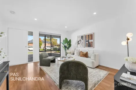 Property photo of 3 Bellbrae Crescent Cranbourne West VIC 3977
