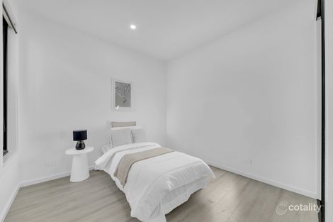 19 Ovata Gr, Donnybrook, VIC 3064