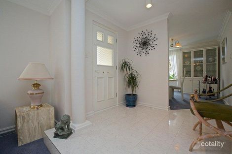 4/3 Hazel St, Como, WA 6152