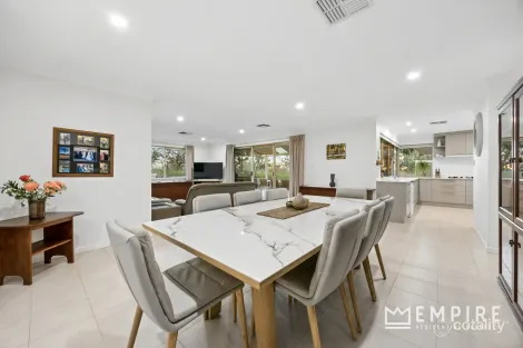 Property photo of 21 Sierra Chase Leeming WA 6149