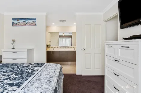 Property photo of 9 Heaton Road Brabham WA 6055