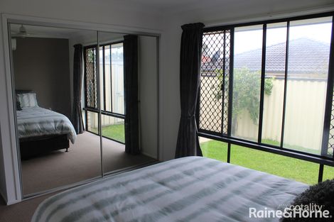 19 Pitkin Ave, Bellmere, QLD 4510