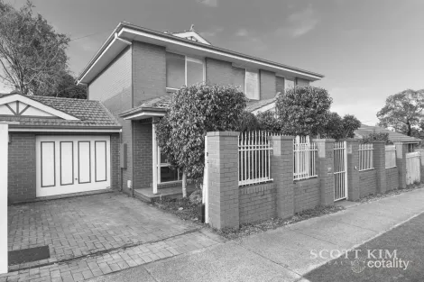 Property photo of 27 Munro Avenue Mount Waverley VIC 3149